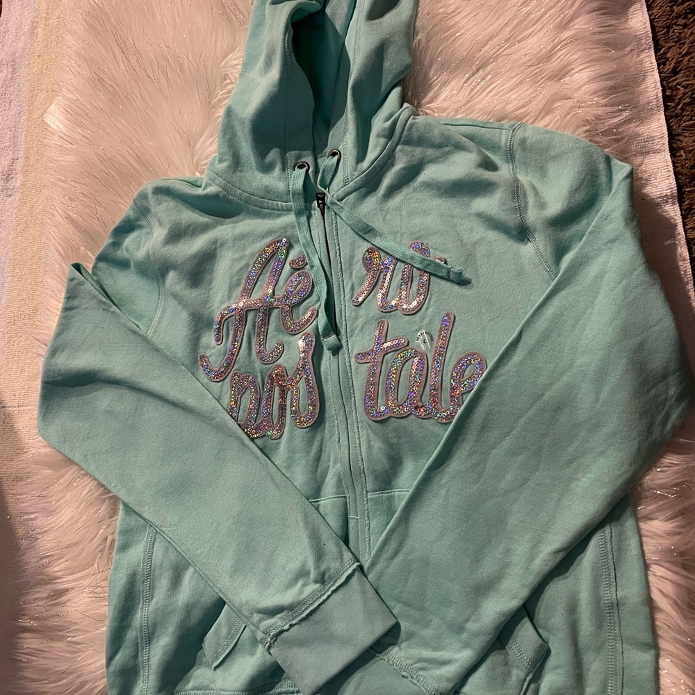 Aéropostale hoodie/sweatpants outfit